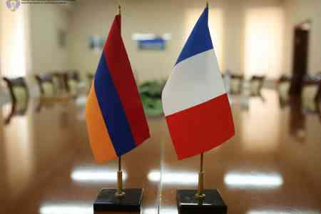Vice Speaker of presents process of normalization of Armenian-Turkish  relations to French Ambassador 